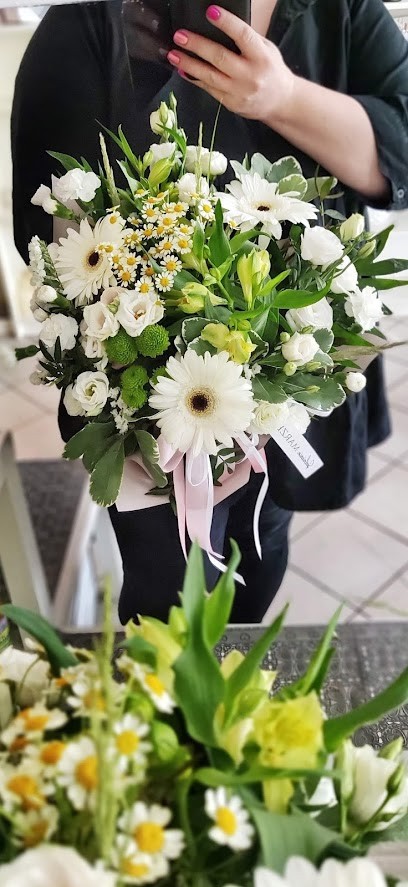 KWIACIARNIA NATURADECOR (CYGANEK), Kwiaciarnia w Wodzisław Śląski