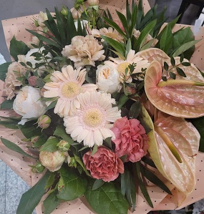 Kwiaciarnia ul.Czarny Potok 6A- KRYNICA- ZDRÓJ, Kwiaciarnia w Krynica-Zdrój