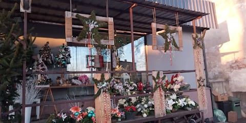 Kwiaciarnia Anna Rak, Kwiaciarnia w Żórawina