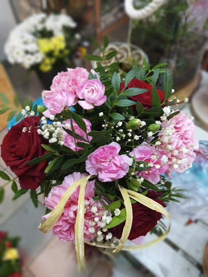 Kwiaciarnia, Kwiaciarnia w Dziadowa Kłoda