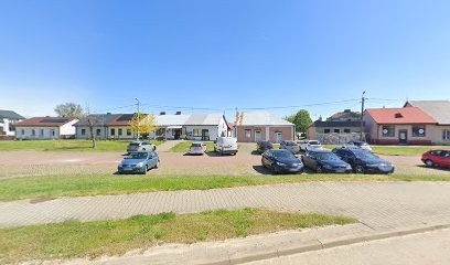 Jasik Ewa. Kwiaciarnia, Kwiaciarnia w Gniewoszów