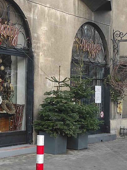 Flowers And Antiques Gallery, Kwiaciarnia w Krąków