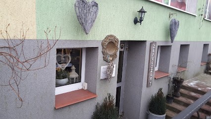 Kwiatownia Olsztyńska (Kwiaciarnia Iza), Kwiaciarnia w Olsztyn