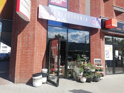 Kwiaciarnia Ola la, Kwiaciarnia w Police