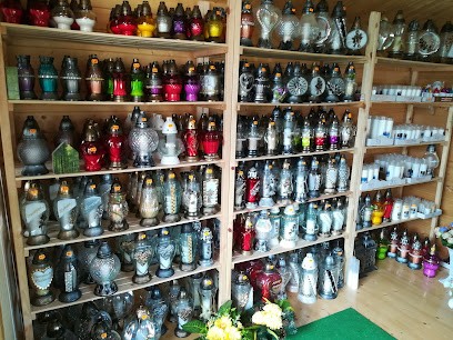 Kwiaciarnia Kami - Znicze, Wkłady, Sztuczne Kwiaty, Kwiaciarnia w Kowary