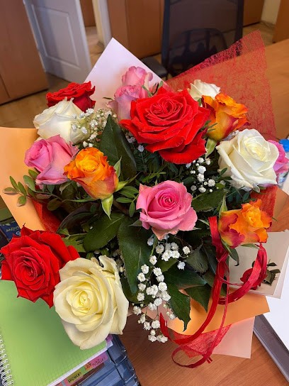 Kwiaciarnia Hela, Kwiaciarnia w Łomianki