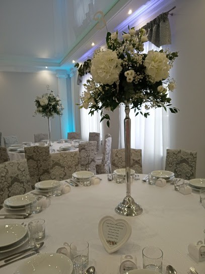Madlen wedding & event planners Marlena Przybylska, Kwiaciarnia w Bolesławiec
