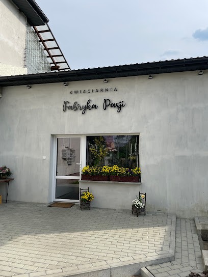 Kwiaciarnia fabryka pasji, Kwiaciarnia w Nowa Słupia