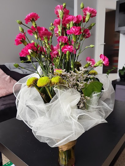 M2. Kwiaciarnia. Kwiaty, bukiety ślubne, wiązanki okolicznościowe, Kwiaciarnia w Poznań