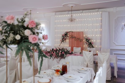 Kwiatami Usłane Natalia Staszkiewicz, Kwiaciarnia w Mirsk