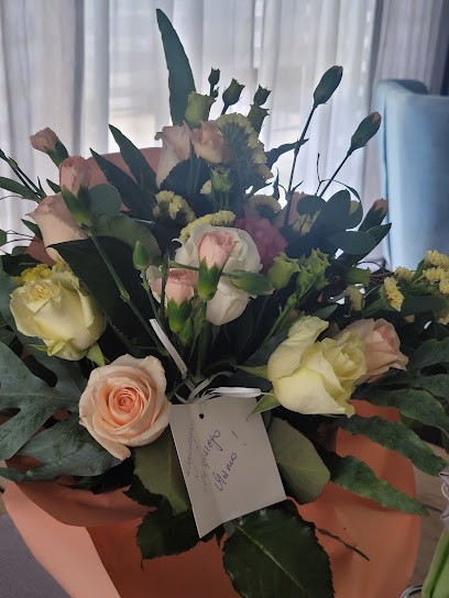 Kwiaciarnia Finezja, Kwiaciarnia w Dąbrowa Tarnowska