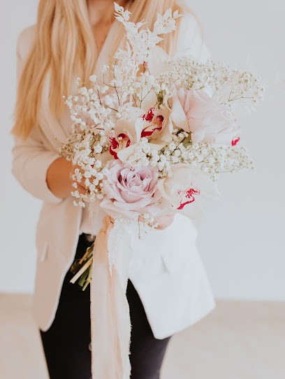 Ale Bajka Pracownia florystyczno - dekoratorska, Kwiaciarnia w Jakubów