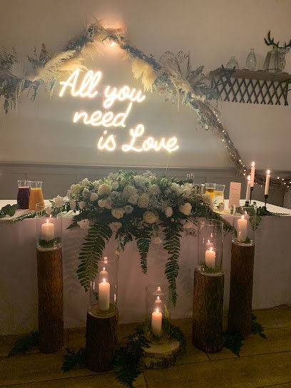 KWIACIARNIA STOKROTKA MARIA RZEZAK-AMBROŻY, Kwiaciarnia w Nidzica