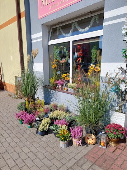 Magnolia Studio Florystyczne, Kwiaciarnia w Czarne