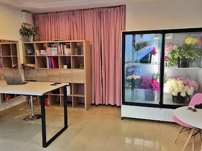 Blossom. Flowers & decoration, Kwiaciarnia w Krąków