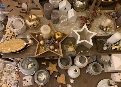 Salonik Kwiatowy - pracownia florystyczna, Kwiaciarnia w Chorzów