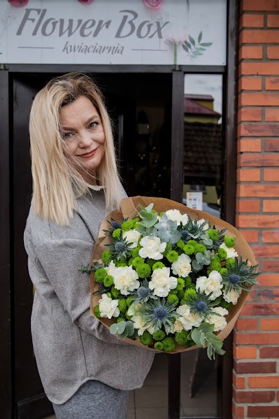 Kwiaciarnia Flower Box, Kwiaciarnia w Leszczyny
