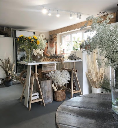 Pracownia Florystyczna byElis, Kwiaciarnia w Kietrz