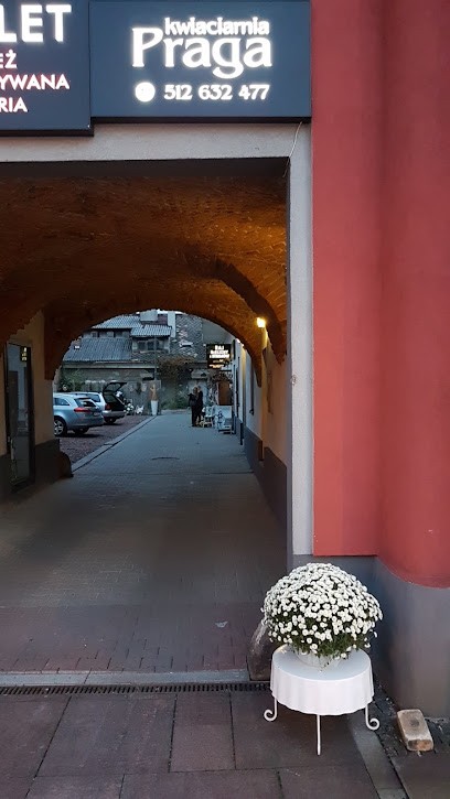 Kwiaciarnia Praga, Kwiaciarnia w Kęty