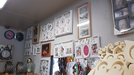 Kwiaciarnia Fabryka Pasji Poczta Kwiatowa Zawiercie, Kwiaciarnia w Zawiercie