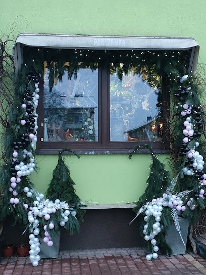 Kwiaciarnia u Eli, Kwiaciarnia w Adamów