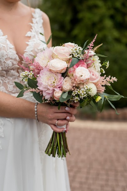 Kwiaty w drodze, Kwiaciarnia w Truskaw