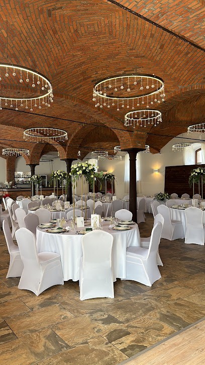 Jasek Kwiaciarnia - Kompozycje Kwiatowe, Dekoracja, Wynajem Luksusowych Samochodów, Kwiaciarnia w Zabrze