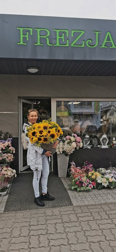 Kwiaciarnia Frezja Hein Ewelina, Kwiaciarnia w Świecie
