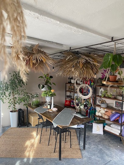 Obsesja Plant Pracownia Florystyczna, Kwiaciarnia w Olszanka