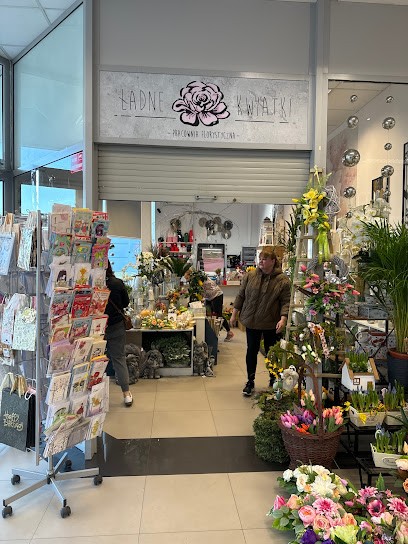 Kwiaciarnia Ładne Kwiatki Galeria Jedenastka Lubliniec, Kwiaciarnia w Lubliniec