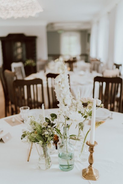 Śródlesie - Izabela Chęcińska | Pracownia Florystyczna Poznań, Kwiaciarnia w Poznań