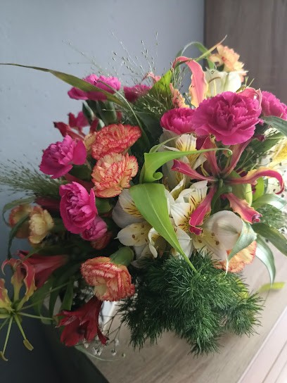 Kwiaciarnia  LA FLOR, Kwiaciarnia w Tomaszów Mazowiecki