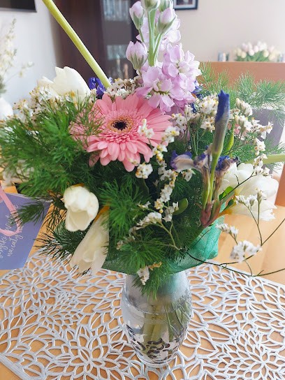 Kwiaciarnia Margaretka, Kwiaciarnia w Budzyń