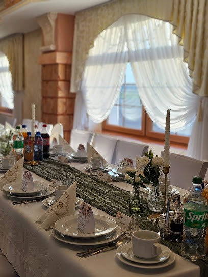 Kwiaciarnia Wiosenna, Kwiaciarnia w Rogów