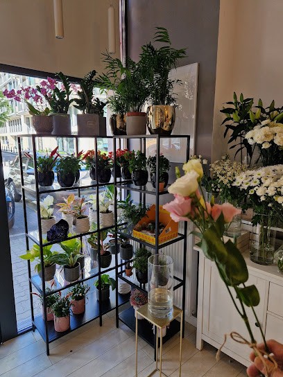 Kwiaciarnia „Flower Store”, Kwiaciarnia w Warszawa