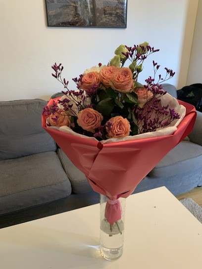 Kwiaсiarnia internetowa Radio bez cenzury Oleksandr Ivakhniuk, Kwiaciarnia w Warszawa