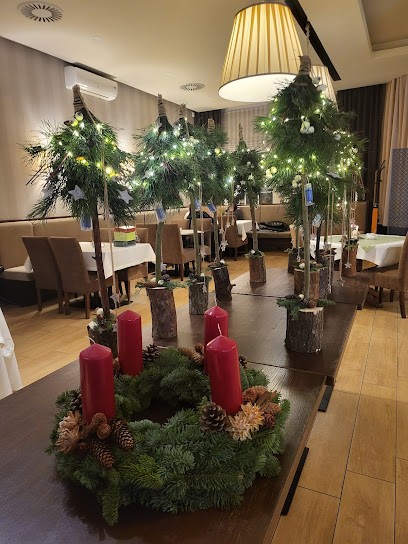 Kwiecieplecie - Dekoratornia U Dany, Kwiaciarnia w Dębie