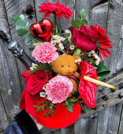 Kwiaty, Art. dekoracyjne i ogrodnicze M. Ulman, Kwiaciarnia w Szemud