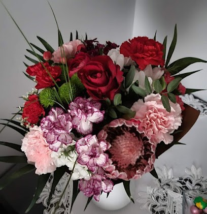 Galeryjka. Kwiaciarnia. Olejarz Łucja. Bukiety Kwiatowe, Kwiaciarnia w Krajenka