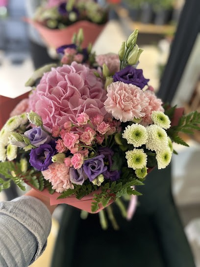 Kwiaciarnia House of Flowers, Kwiaciarnia w Mierzyn