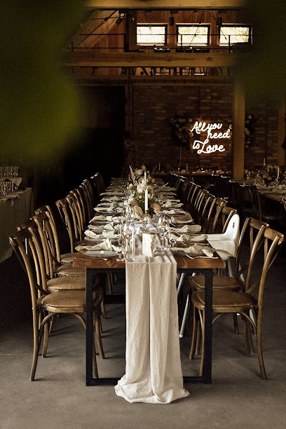 Muscari - Flowers and Wedding Invitations, Kwiaciarnia w Warszawa