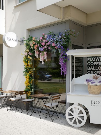 Kwiaciarnia Bloom Flowers, Kwiaciarnia w Warszawa