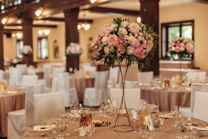 MONIKA dekoracje okolicznościowe dekoracje ślubne, dekoracje weselne, dekoracje okolicznościowe, Kwiaciarnia w Zawiercie