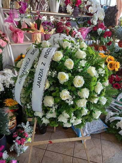 Kwiaciarnia Leo Flowers, Kwiaciarnia w Karlino