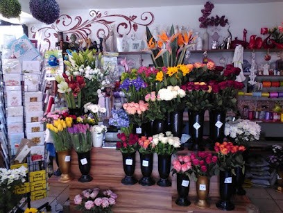 Kwiaciarnia eMKa, Kwiaciarnia w Ostróda