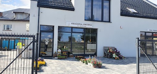 Kwiaciarnia Joanna Junkiewicz Nowogród ul. Cmentarna 2, Kwiaciarnia w Nowogród