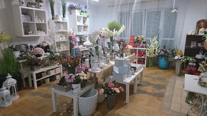 Kwiaciarnia IWI, Kwiaciarnia w Małkinia Górna