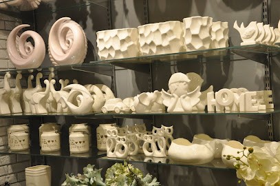 Łąki Pąki Kwiaciarnia, Kwiaciarnia w Łuków